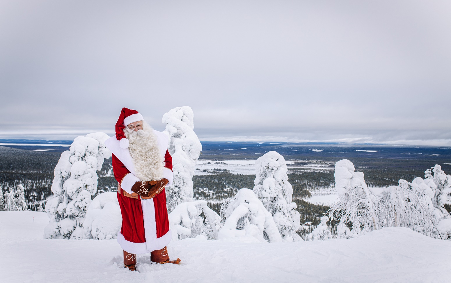 ELFO EXPERIENCE: Acompañamiento Mágico en Tu Viaje a Laponia con Niños